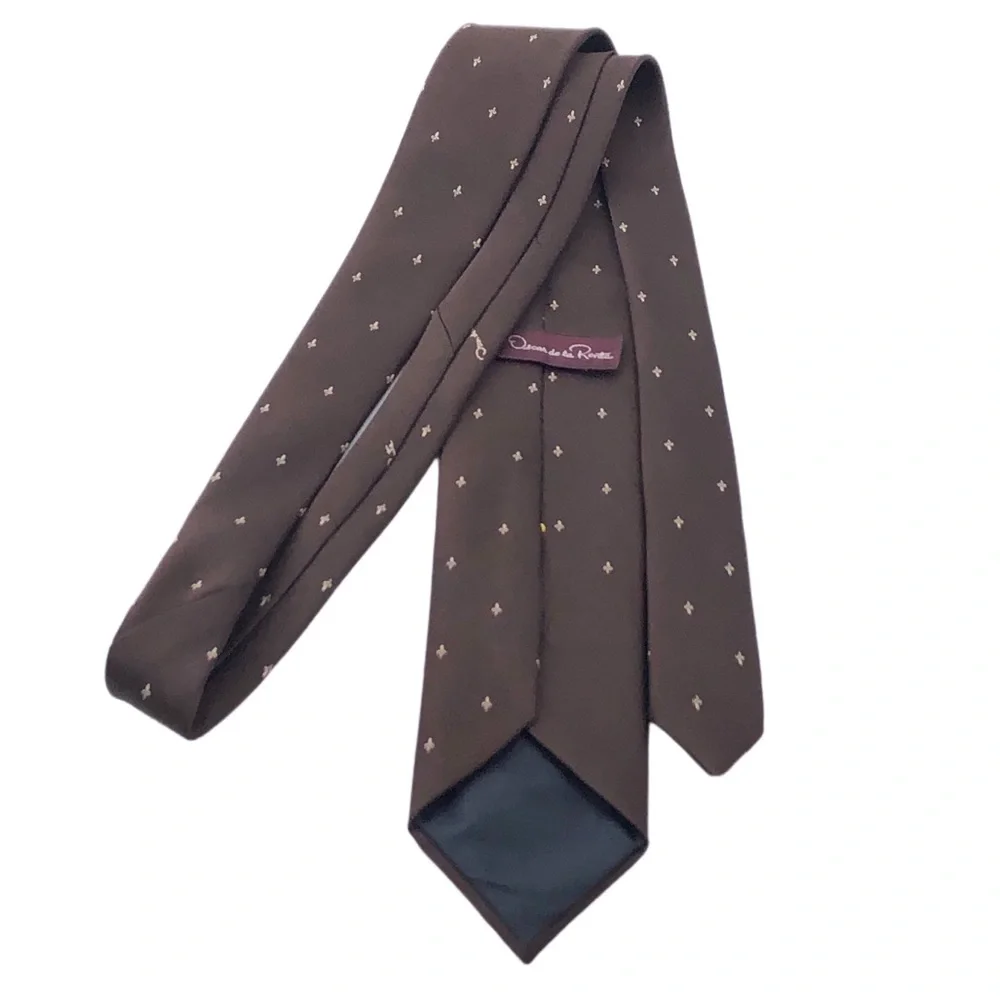 Oscar de la Renta Embroidered Fleur de lis Chocolate Brown Men’s Necktie